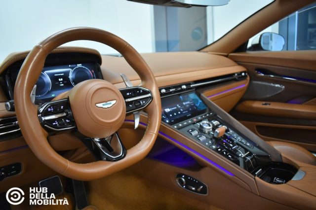 ASTON MARTIN DB12 V8 VOLANTE Q - foto 27