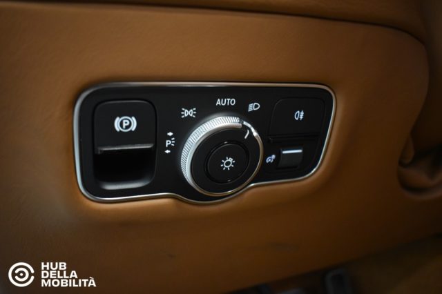 ASTON MARTIN DB12 V8 VOLANTE Q - foto 35
