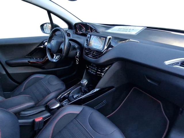 PEUGEOT 2008 1° SERIE BLUEHDI 120 EAT6 S&S GT - foto 13