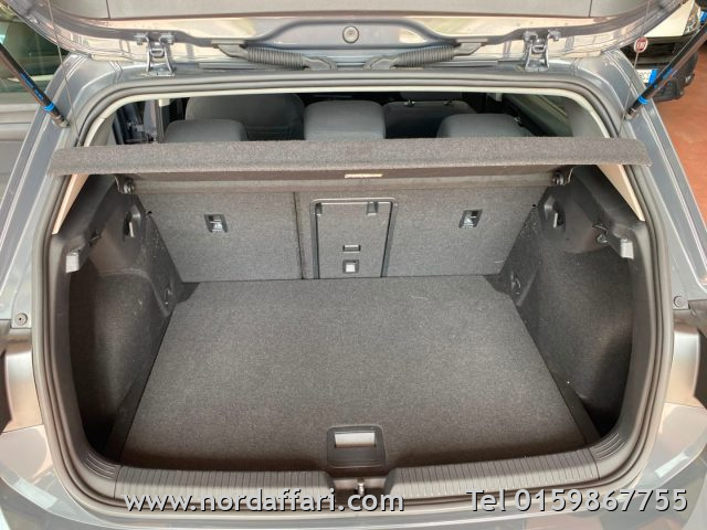 VOLKSWAGEN Golf - foto: 11