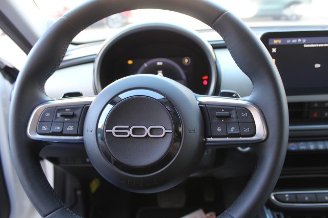FIAT 600 HYBRID 100 CV DCT MHEV LA PRIMA - foto 9