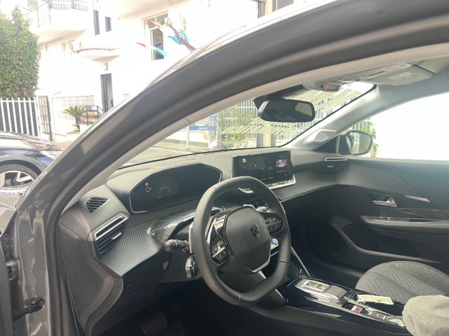 PEUGEOT 208 usata, con Freno di stazionamento elettrico