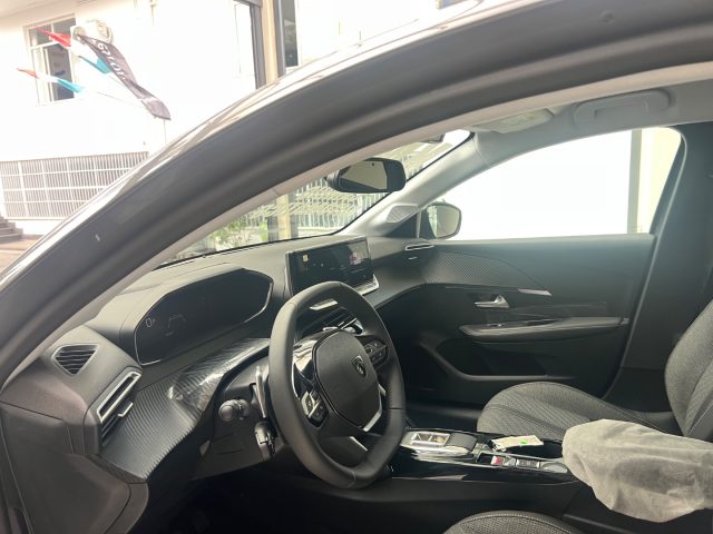 PEUGEOT 208 usata, con Apple CarPlay