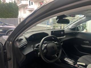 PEUGEOT 208 usata, con Airbag testa