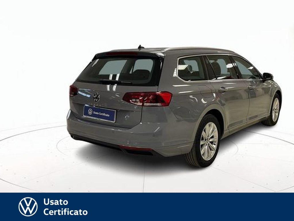 immagine usato VOLKSWAGEN Passat Variant variant 2.0 tdi business 150cv dsg