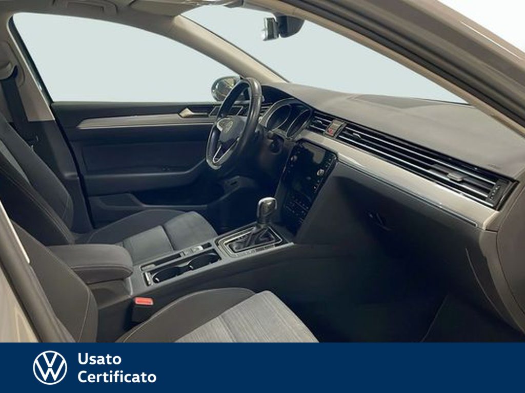 immagine usato VOLKSWAGEN Passat Variant variant 2.0 tdi business 150cv dsg