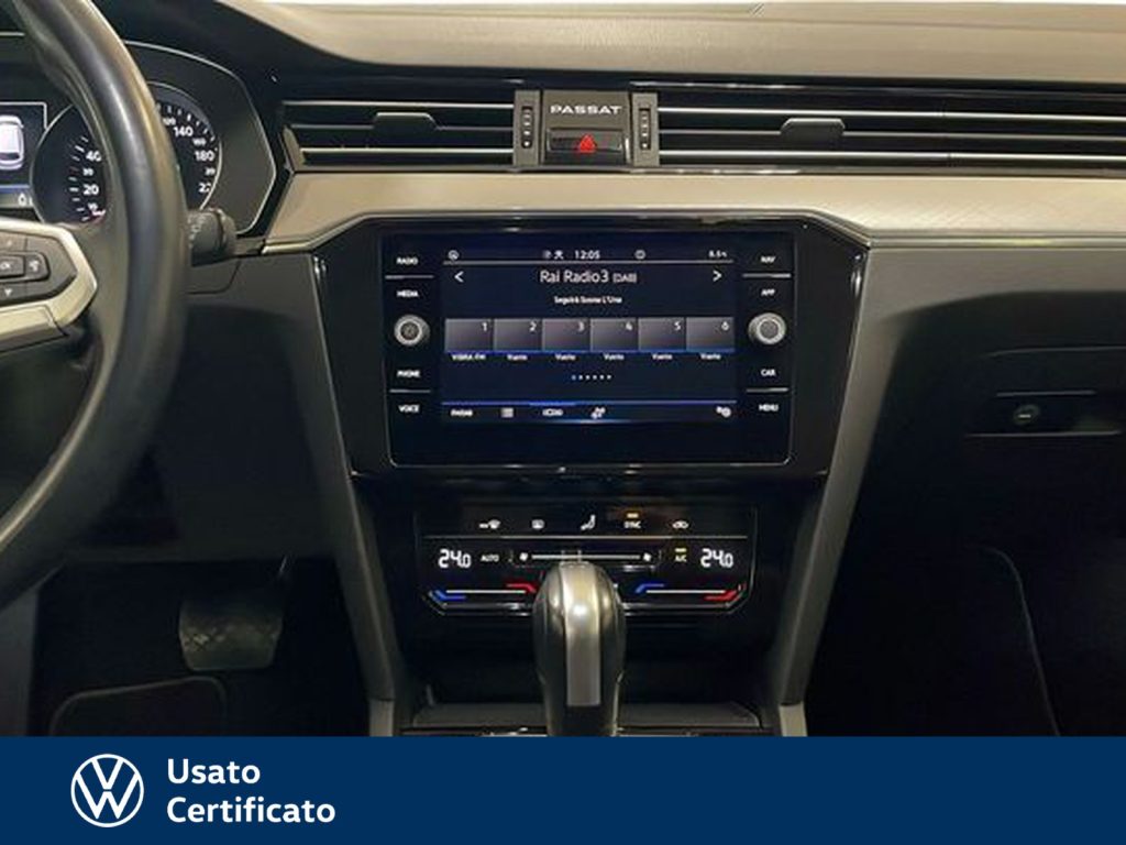immagine usato VOLKSWAGEN Passat Variant variant 2.0 tdi business 150cv dsg