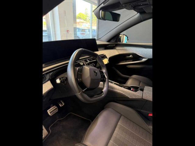 PEUGEOT 5008 3ª SERIE -  HYBRID 145 E-DCS6 GT - foto 12