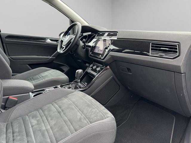 VOLKSWAGEN TOURAN 2.0 TDI 150 CV SCR DSG EXECUTIVE - foto 19