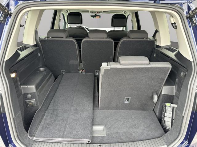VOLKSWAGEN TOURAN 2.0 TDI 150 CV SCR DSG EXECUTIVE - foto 17