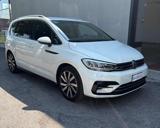 VOLKSWAGEN Touran 1.5 TSI R-LINE EVO DSG Executive BlueMotion