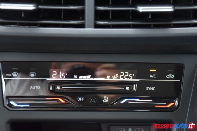 VOLKSWAGEN POLO 1.0 TSI 95 CV LIFE + TECH PACK - foto 50