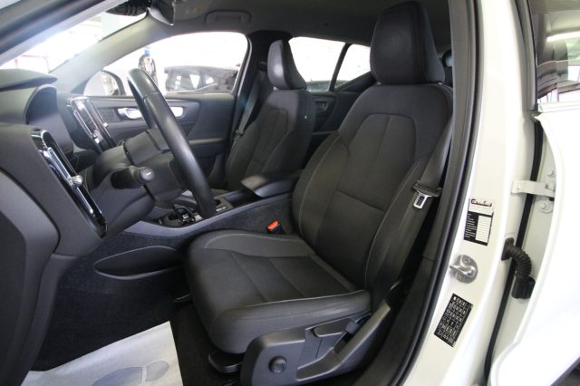 VOLVO XC40 T4 RECHARGE PLUG-IN HYBRID INSCR - foto 19