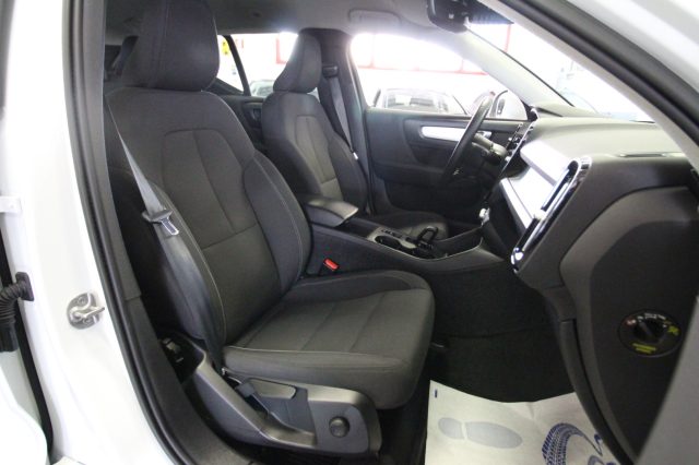 VOLVO XC40 T4 RECHARGE PLUG-IN HYBRID INSCR - foto 20