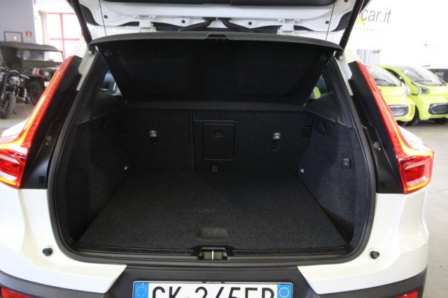 VOLVO XC40 T4 RECHARGE PLUG-IN HYBRID INSCR - foto 24
