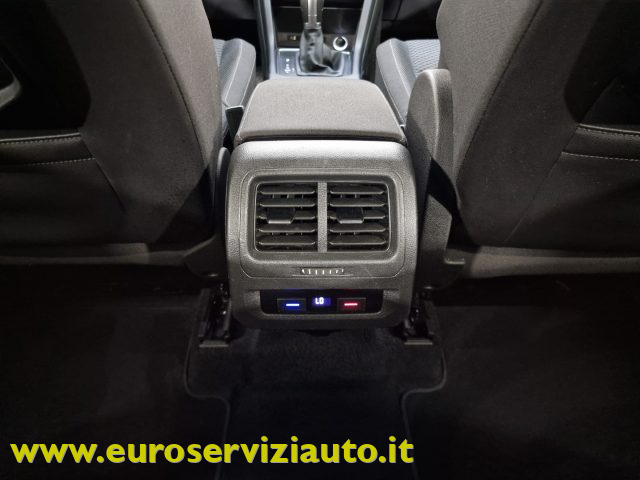 VOLKSWAGEN TOURAN 1.6 TDI 115 CV SCR DSG COMFORTLI - foto 24