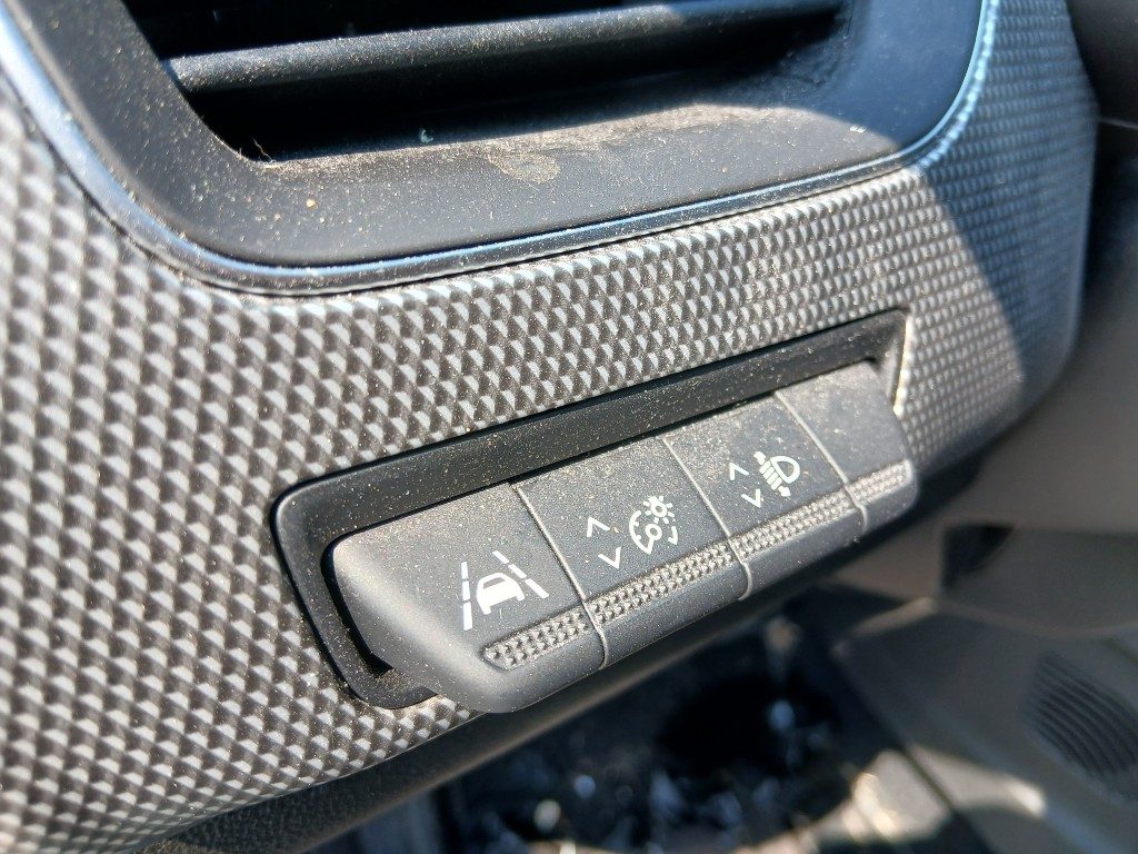 Immagine di RENAULT Arkana Hybrid E-Tech 145 CV del 02/2022 km 0