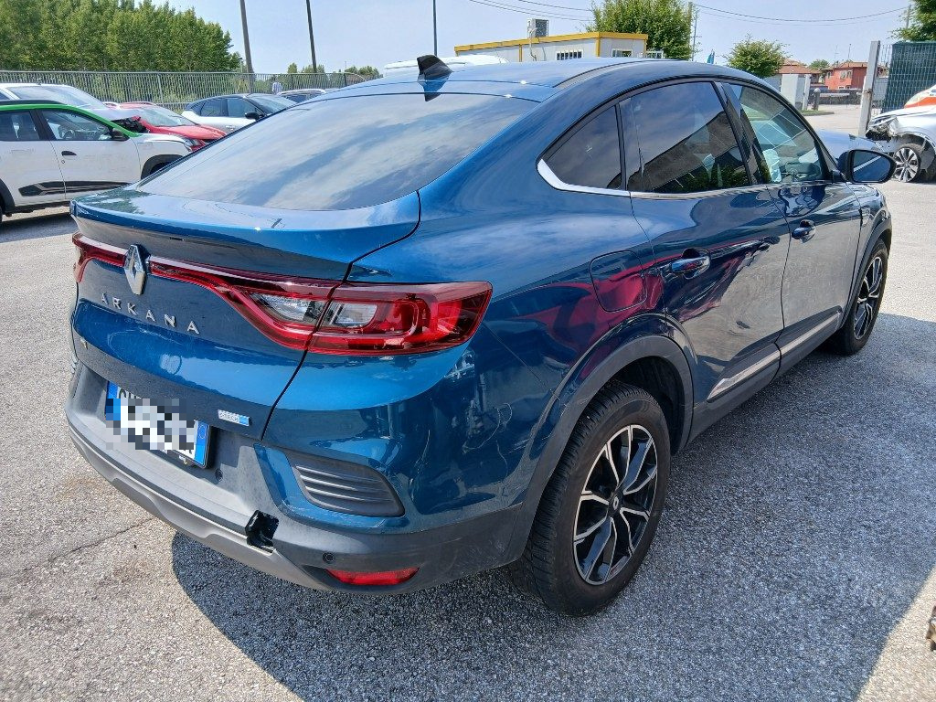 Immagine di RENAULT Arkana Hybrid E-Tech 145 CV del 02/2022 km 0