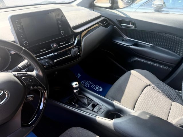TOYOTA C-HR 1.8 HYBRID E-CVT ACTIVE - foto 8