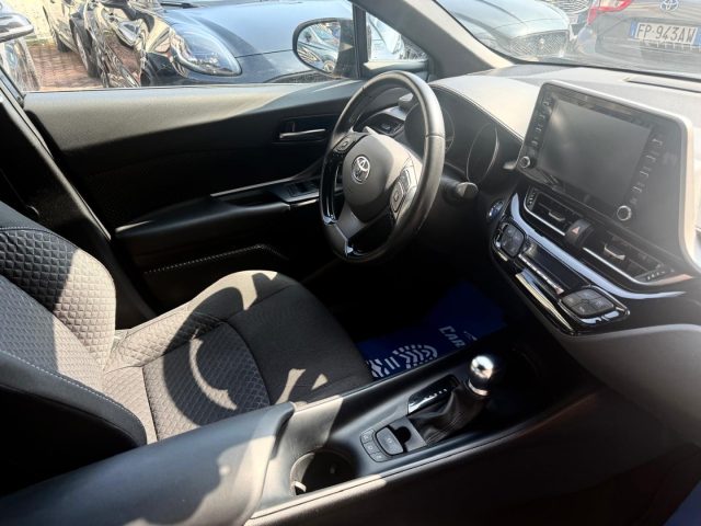 TOYOTA C-HR 1.8 HYBRID E-CVT ACTIVE - foto 11