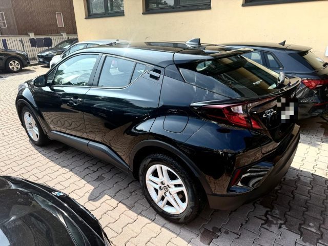 TOYOTA C-HR 1.8 HYBRID E-CVT ACTIVE - foto 6