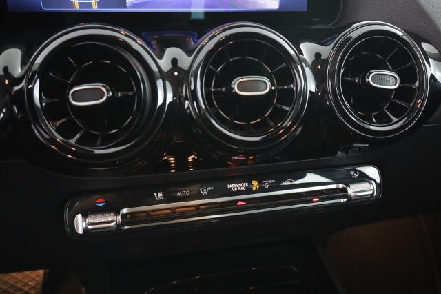 MERCEDES-BENZ CLA SSE B B 180 D AUTOMATIC ADVANCED - foto 13