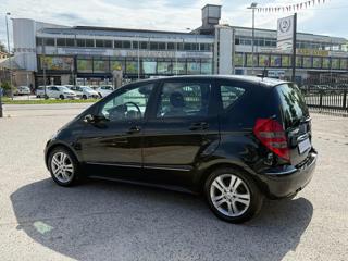 MERCEDES-BENZ A 180 usata, con Cerchi in lega
