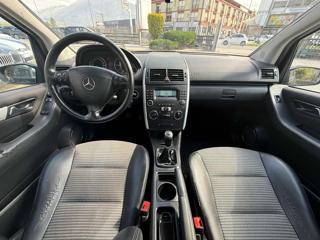 MERCEDES-BENZ A 180 usata 19
