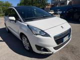 PEUGEOT 5008 1.6 HDi 115CV Allure senza nessun lavoro da fare