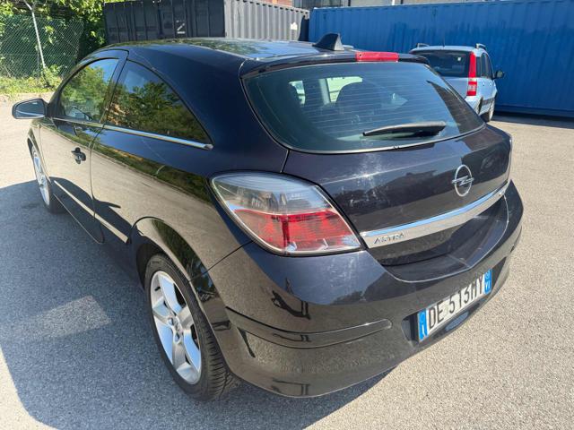 OPEL ASTRA GTC 1.7 CDTI 101CV 3P COSMO BELL - foto 21