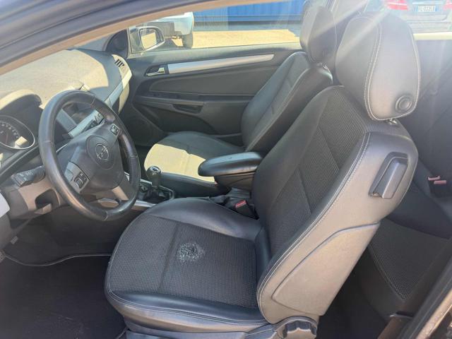 OPEL ASTRA GTC 1.7 CDTI 101CV 3P COSMO BELL - foto 27