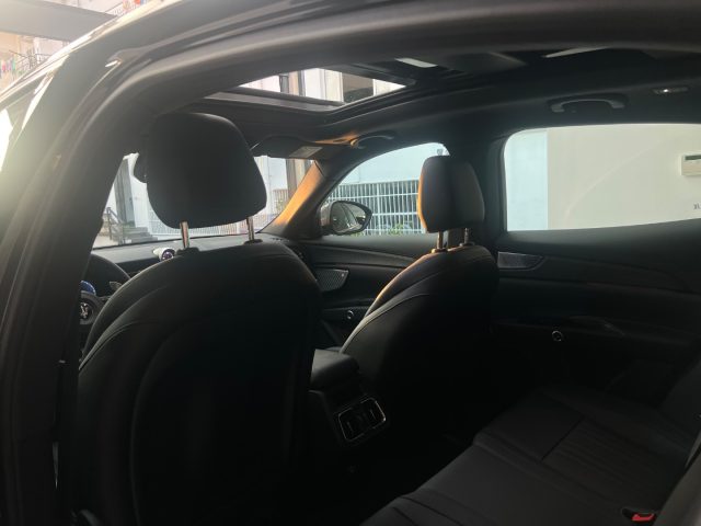MASERATI Grecale usata, con Frenata d