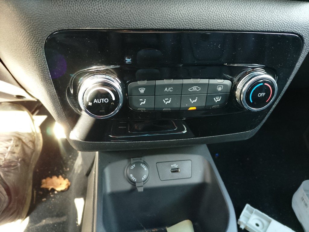 Immagine di EVO Evo3 1.5 Bi-fuel GPL del 06/2023 km 9877