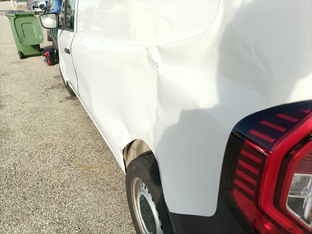 Immagine di RENAULT Kangoo 1.5 Blue dCi 95 CV del 07/2024 km 68608