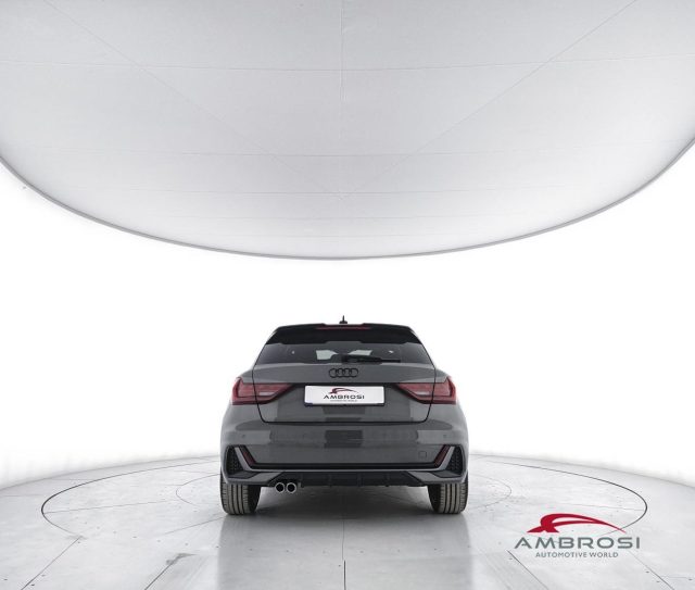 AUDI A1 SPORTBACK 40 2.0 TFSI S LINE COM - foto 6