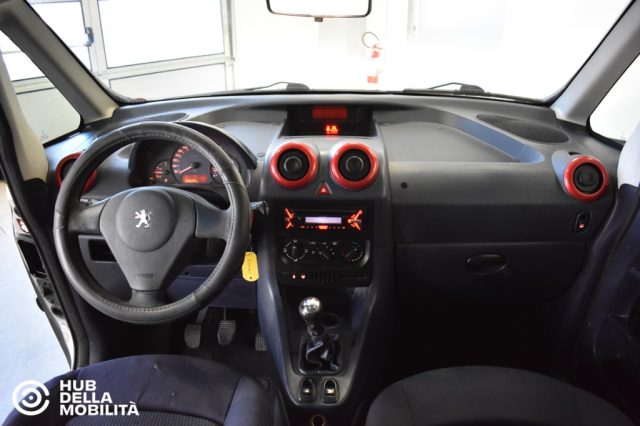 PEUGEOT 1007 1.4 HDI HAPPY - foto 10