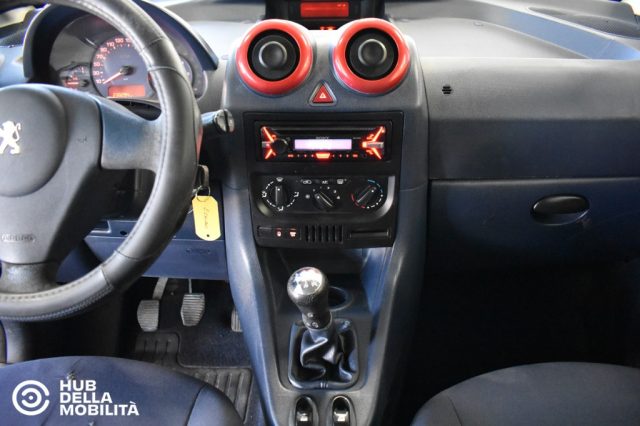 PEUGEOT 1007 1.4 HDI HAPPY - foto 11