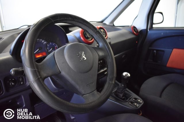 PEUGEOT 1007 1.4 HDI HAPPY - foto 17