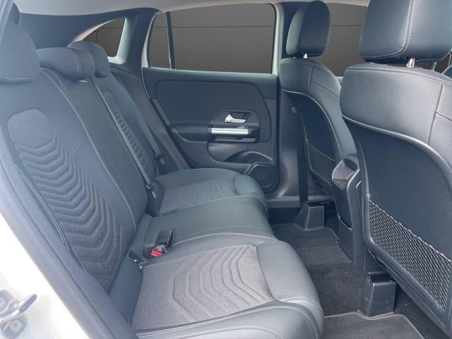 MERCEDES-BENZ GLA 180 AUTOMATIC PROGRESSIVE ADVANCED - foto 11