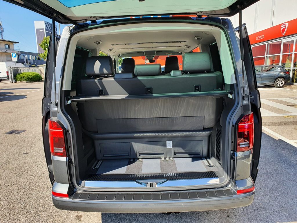 immagine usato VOLKSWAGEN T6.1 multivan 4MOTION 204 CV DSG - IVA ESPOSTA