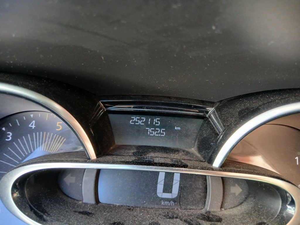 Immagine di RENAULT Clio Sporter 1.5 dCi 8V 75CV Costume National del 07/2015 km 252115