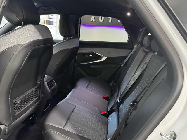 PEUGEOT 3008 HYBRID 145 E-DCS6 GT - foto 27