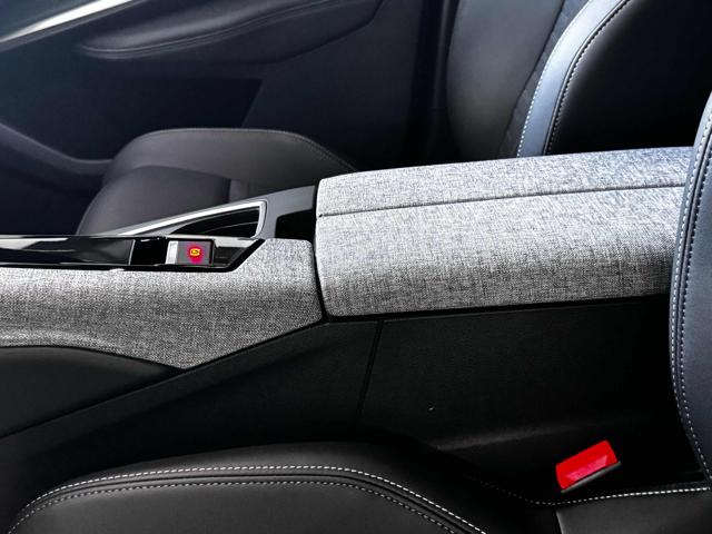 PEUGEOT 3008 HYBRID 145 E-DCS6 GT - foto 21