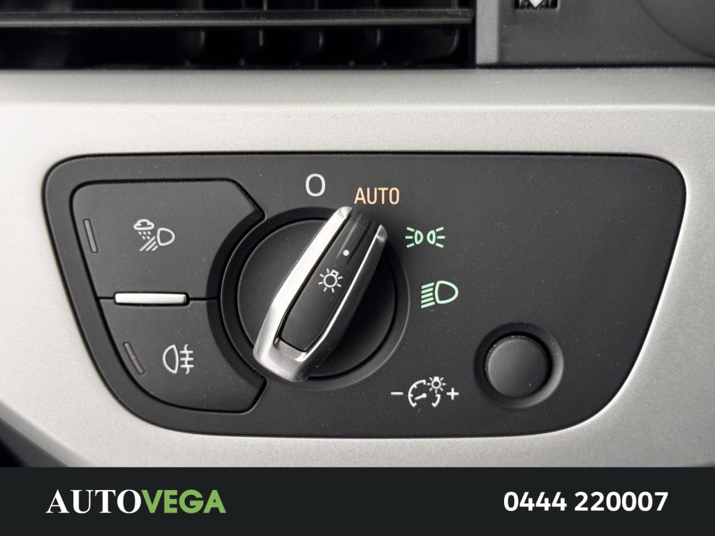 immagine usato AUDI A4 avant 35 2.0 tdi mhev business advanced 163cv s-tr