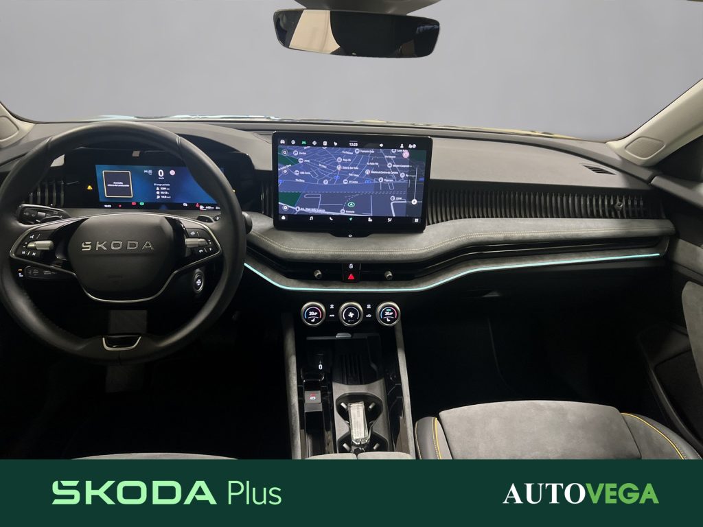 immagine usato SKODA Superb wagon 2.0 tdi selection 150cv dsg