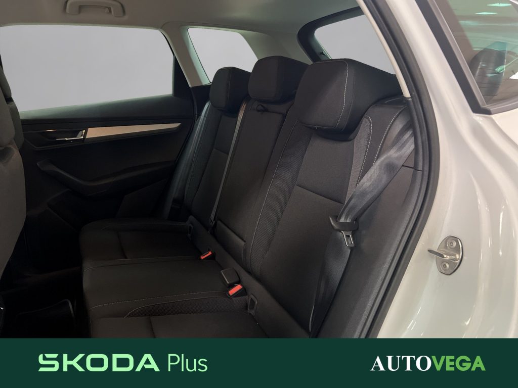 immagine usato SKODA Karoq 2.0 tdi executive 4x4 150cv dsg