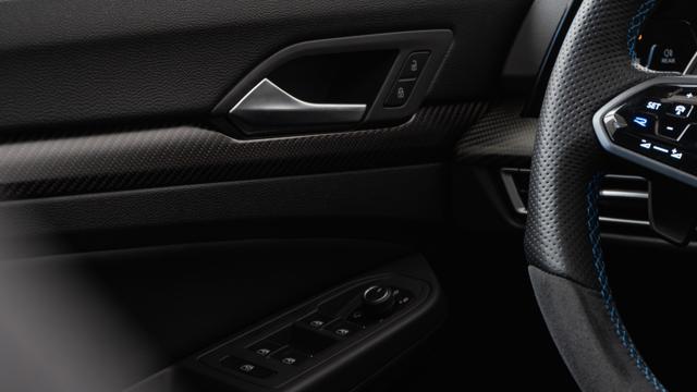VOLKSWAGEN GOLF R BLACK EDITION VENTURI ASSETTO  - foto 32