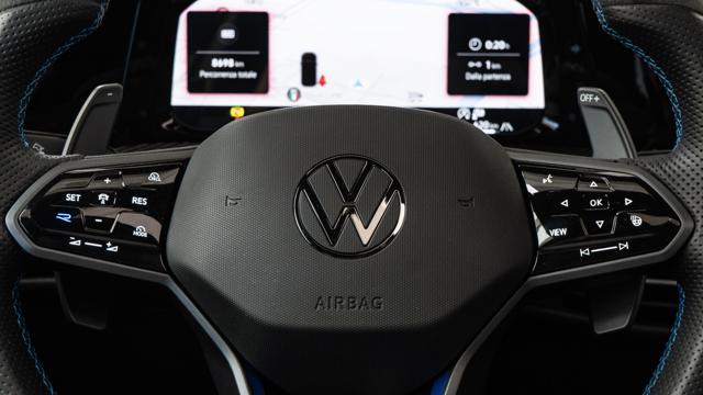 VOLKSWAGEN GOLF R BLACK EDITION VENTURI ASSETTO  - foto 39