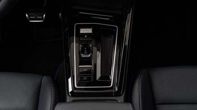 VOLKSWAGEN GOLF R BLACK EDITION VENTURI ASSETTO  - foto 28