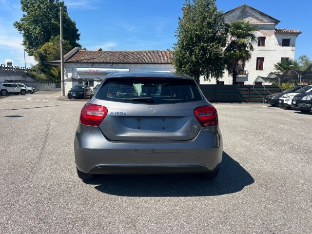 MERCEDES-BENZ A 180 D AUTOMATIC SPORT  AUTO PER NEOP - foto 6